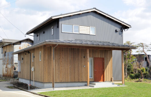 家族が繋がる、使い勝手の良い広やかな住まい