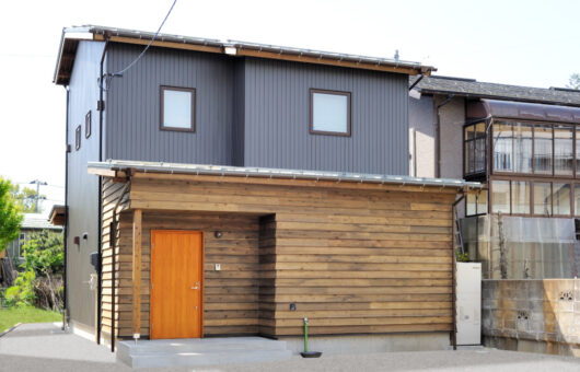 街並みに溶け込む、おだやかな暮らし