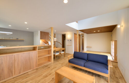 庭の四季を満喫しながら豊かに過ごす住まい