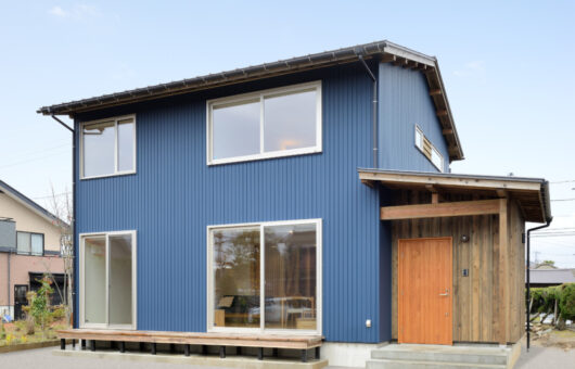 木を感じ、おだやかに暮らす住まい