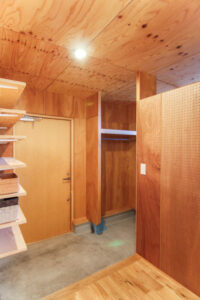 亀貝の家　玄関